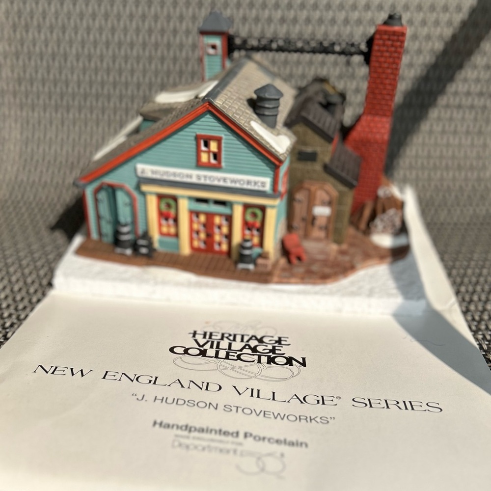 Department 56 Heritage Village Collection J. Hudson Stoveworks - Multicolor